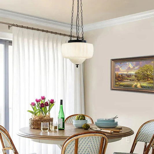 現代的な白いミニマリストペンダントライト