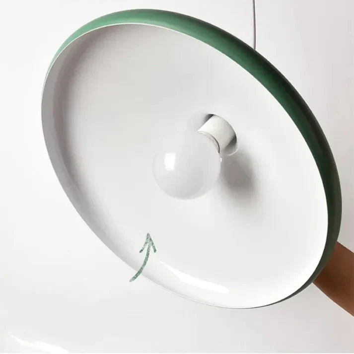 フレンチマカロンスタイルの円錐形メタルペンダントランプ