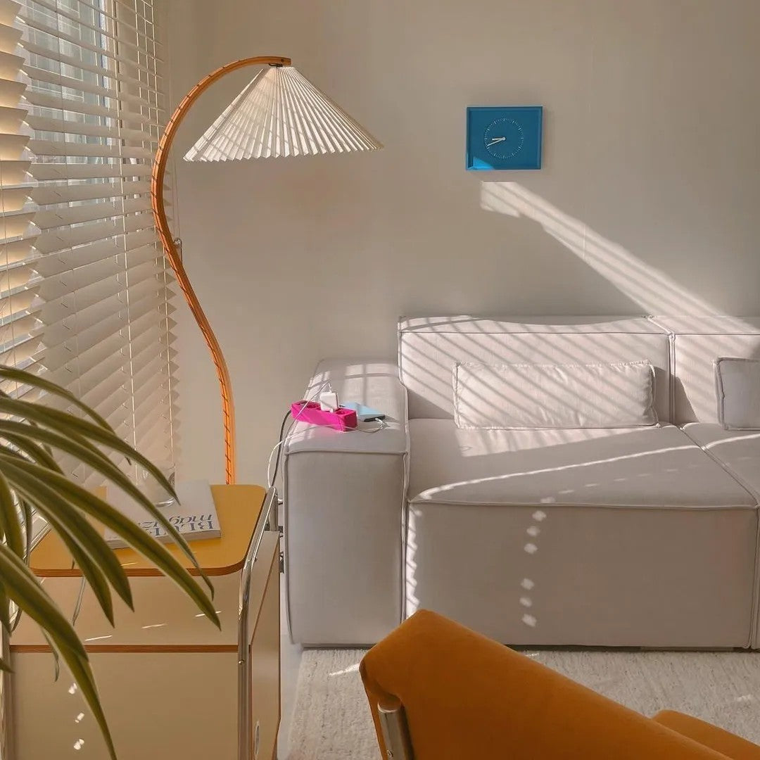 カプラニ フロアランプ