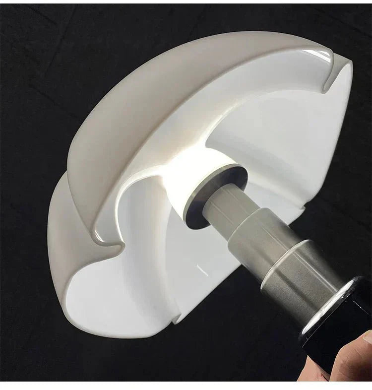 ヴィンテージLEDデザイナー卓上ランプ