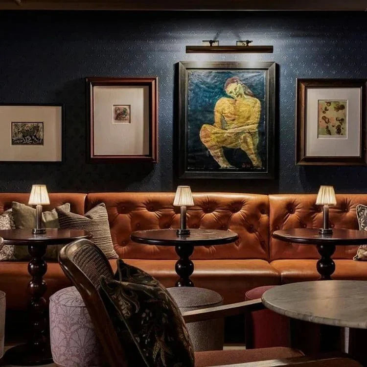 ワイヤレス金属製テーブルランプ