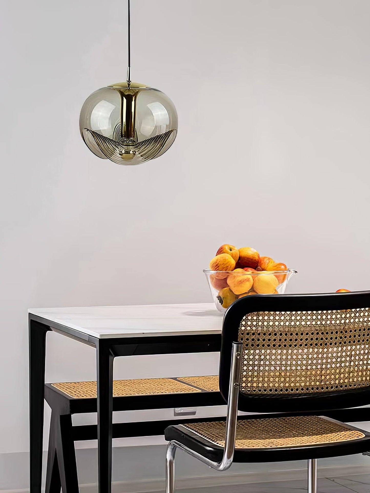 ウェーブペンダントランプ