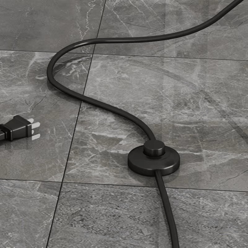 オーセンティック・フロアランプ・カレバス