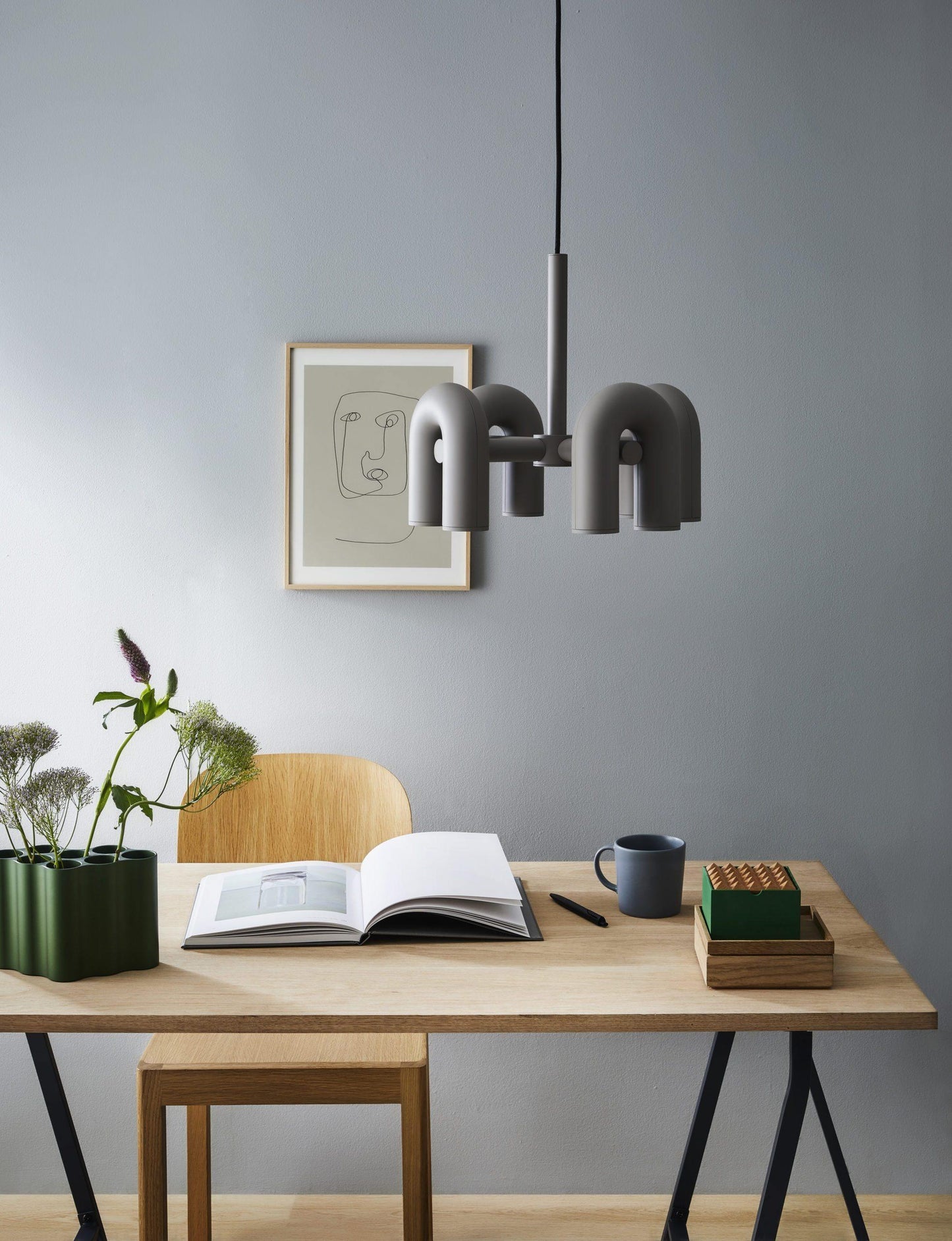 クリスタルシャンデリア サーカス