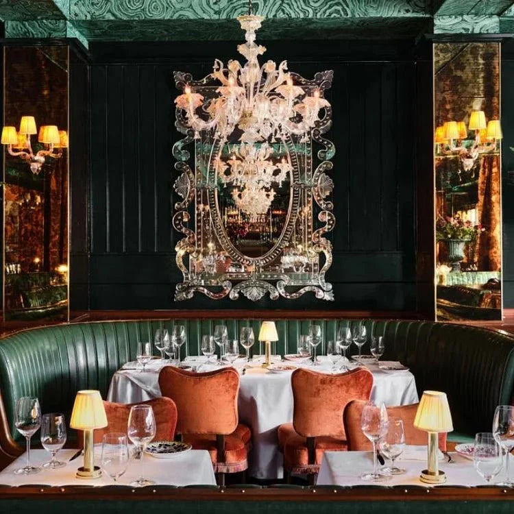 ワイヤレス金属製テーブルランプ