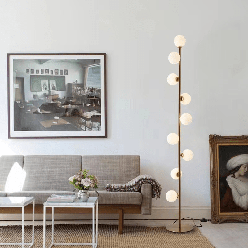 ノルウェーのガラスフロアランプ